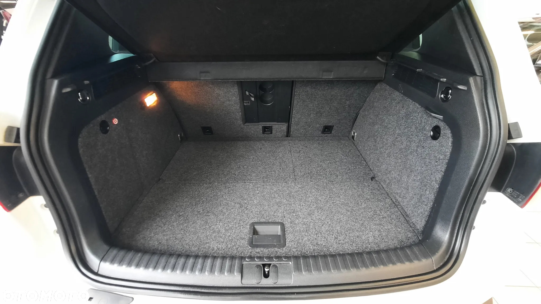 Volkswagen Tiguan 1.4 TSI BlueMotion Technology Lounge Sport & Style - 10