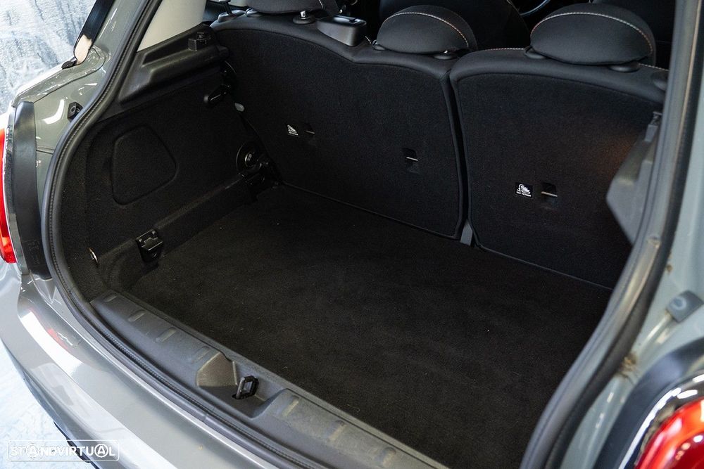 MINI 5 Portas Cooper D Seven - 13