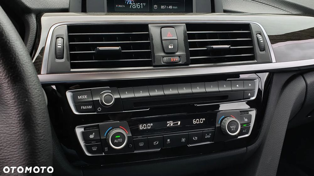 BMW Seria 3 330i Sport Line - 21