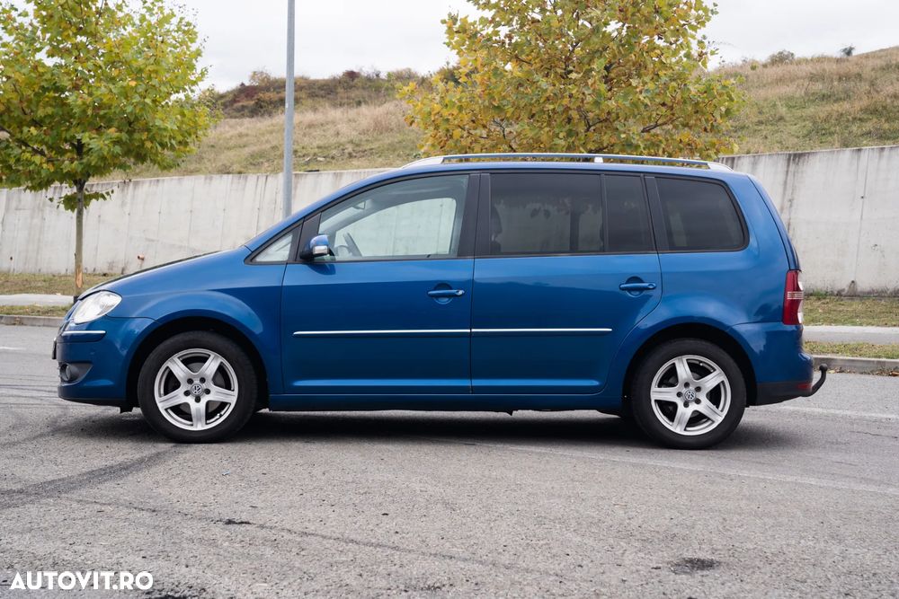 Volkswagen Touran 2.0TDI Highline - 3