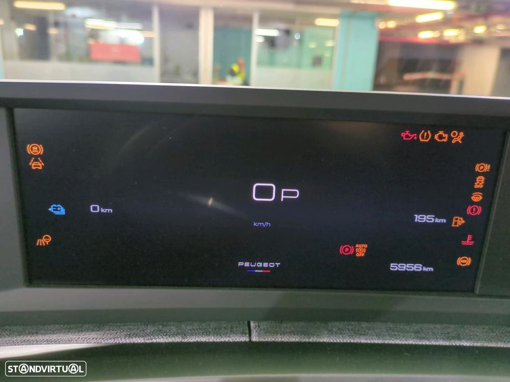 Peugeot 5008 1.6 Plug-in Hybrid Allure e-DCS7 - 6