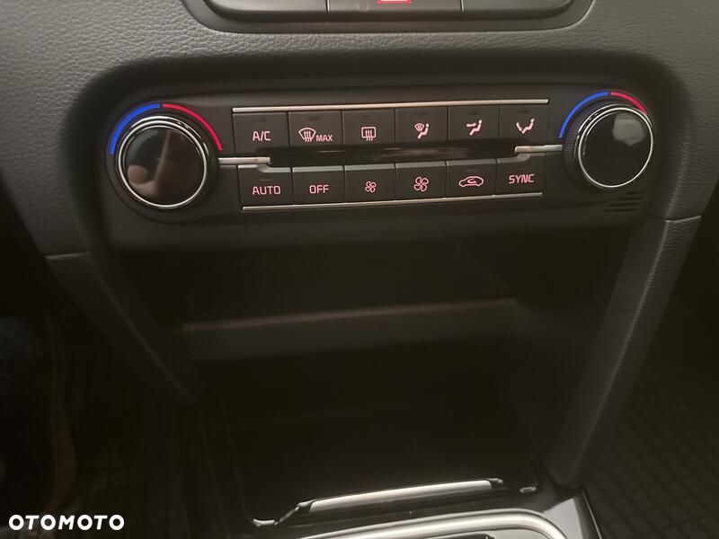 Kia XCeed 1.5 T-GDI L DCT - 17