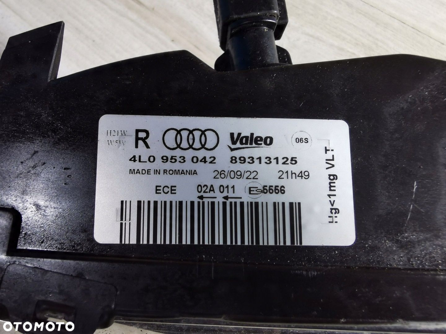 Audi Q7 1 I 4L S-Line 2005/2010 kierunkowskaz lampa światło pozycyjne prawe - 4