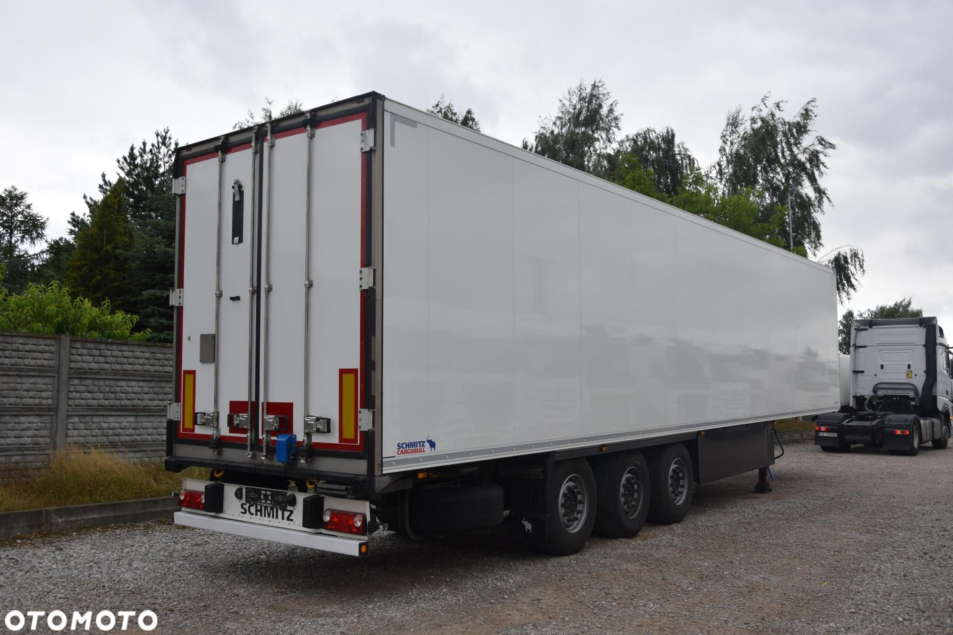 Schmitz Cargobull SKO FP 60 ThermoKing SLXi 300 - 4