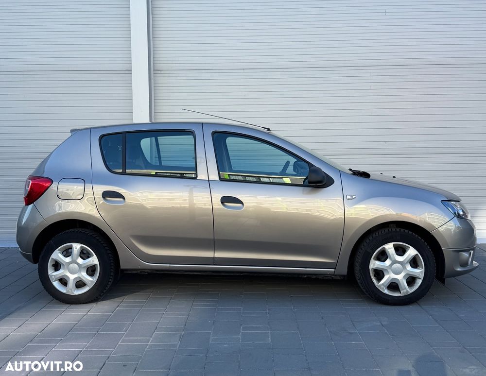 Dacia Sandero - 4