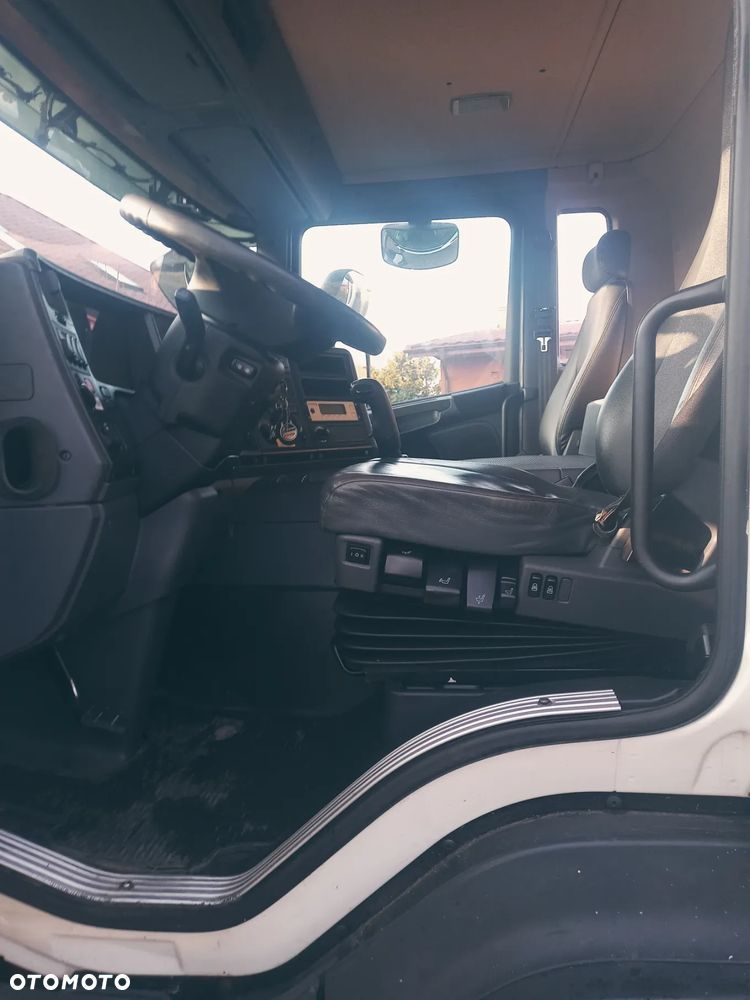 Scania P 310 - 3