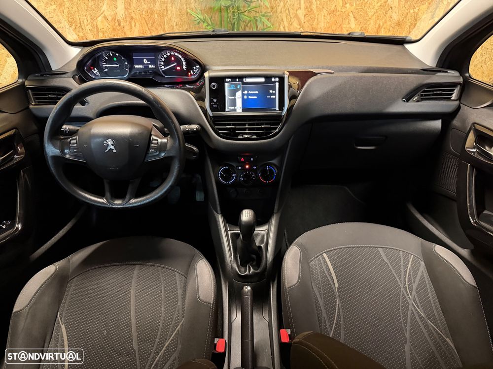 Peugeot 208 82 PureTech Style - 13