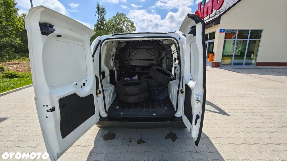 Fiat Fiorino 1.4 Easy - 3