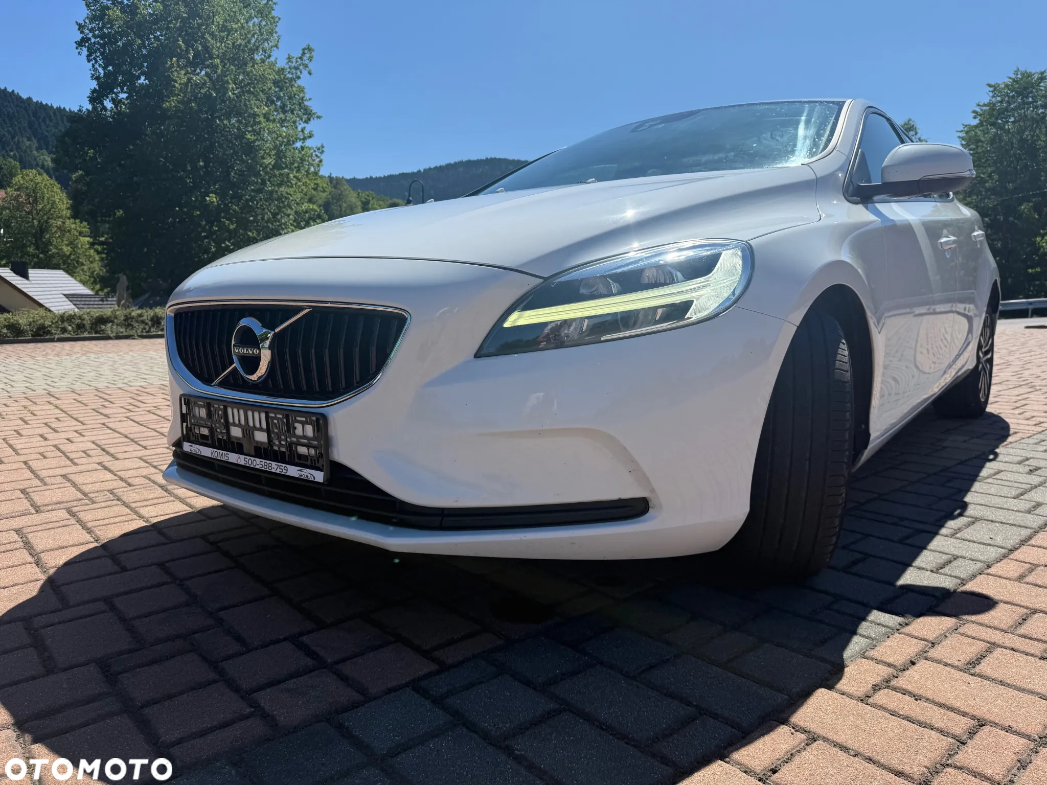 Volvo V40 D2 - 10
