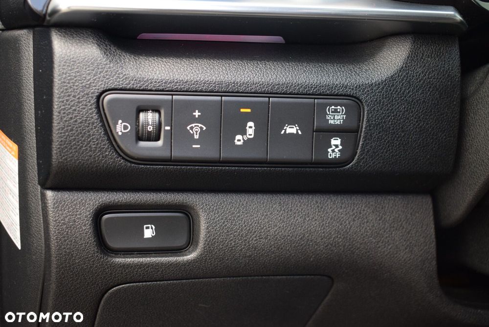 Kia Niro 1.6 GDI Hybrid L - 25