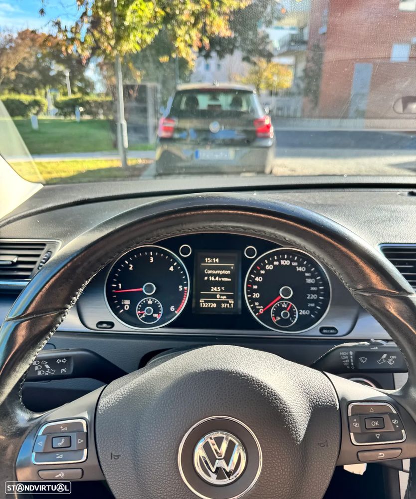 VW Passat 1.6 TDI BlueMotion - 23
