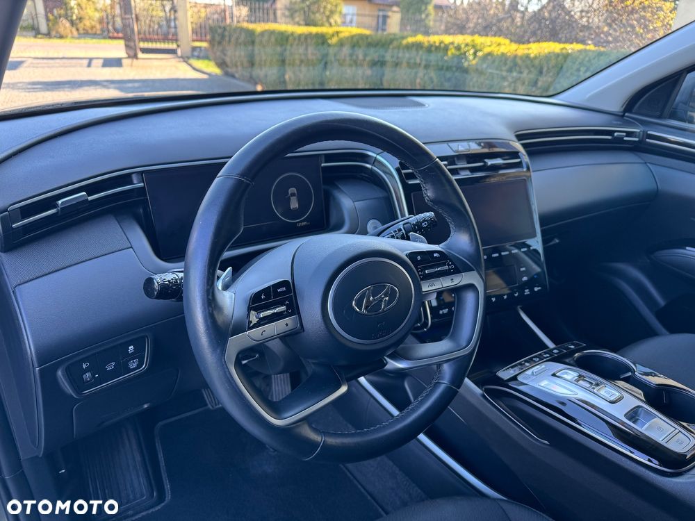 Hyundai Tucson 1.6 T-GDi HEV Executive 4WD - 12