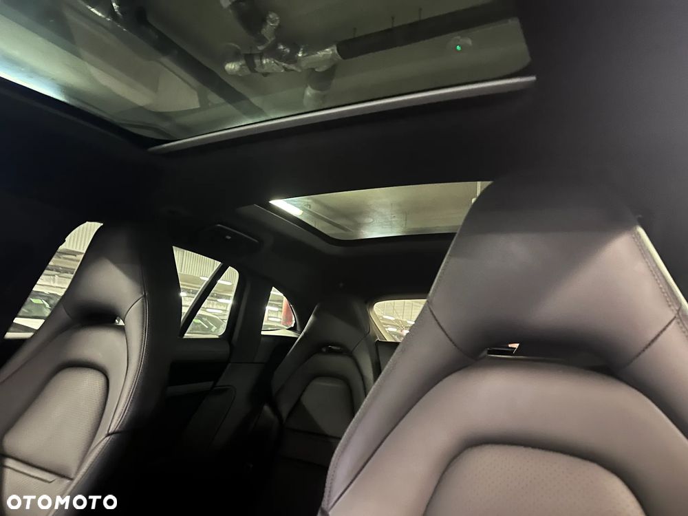 Porsche Panamera - 29