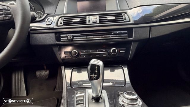 BMW 520 d Auto - 33
