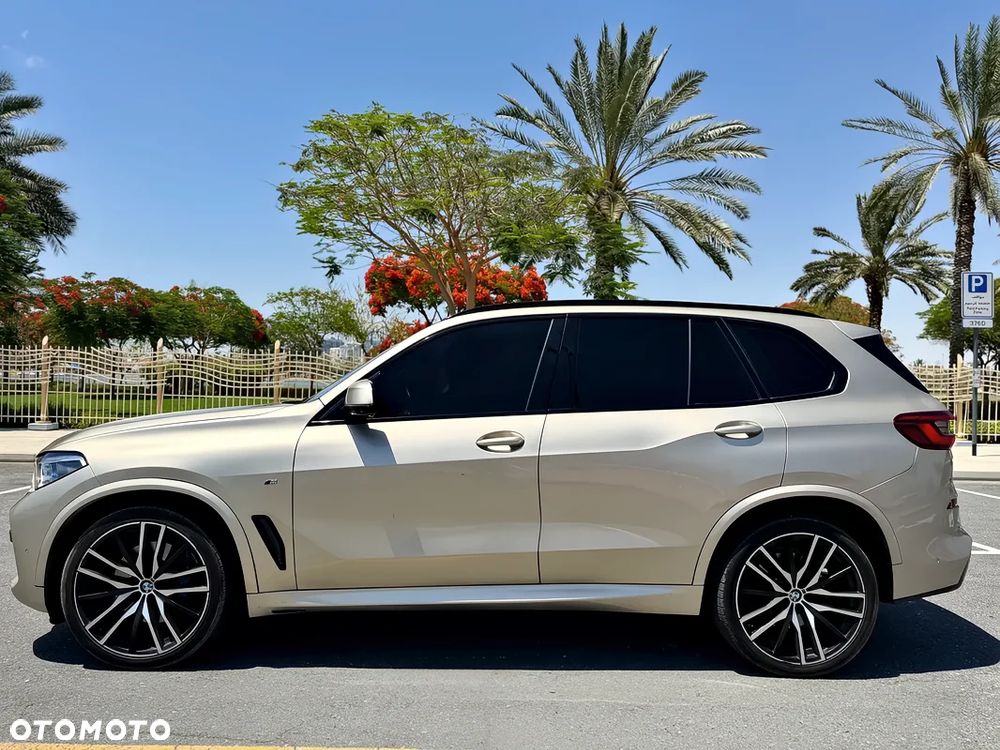 BMW X5 xDrive50i Sport-Aut - 6