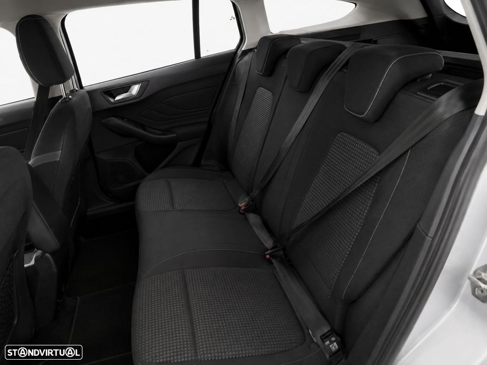 Ford Focus SW 1.5 TDCi EcoBlue Connected - 6