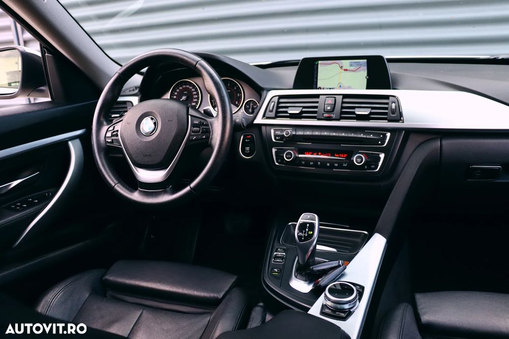 BMW Seria 3 320d Aut. Sport Line - 11