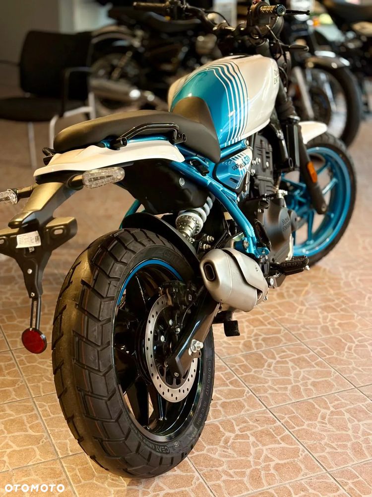 Royal Enfield Guerrilla - 4