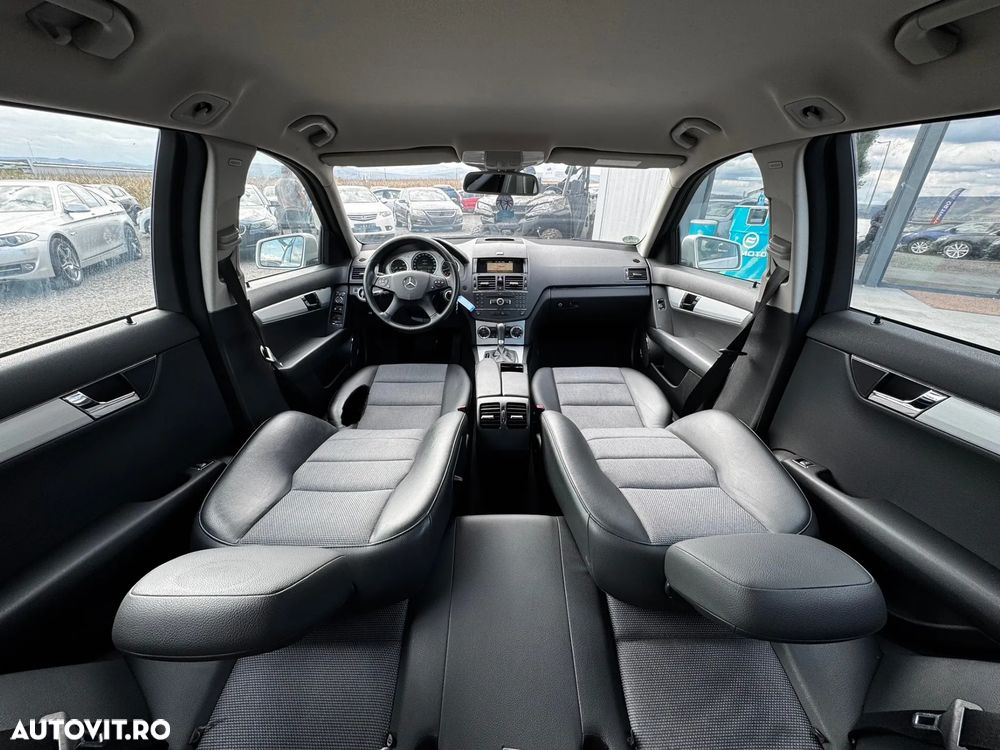Mercedes-Benz C 180 T Kompressor Automatik BlueEFFICIENCY Elegance - 25