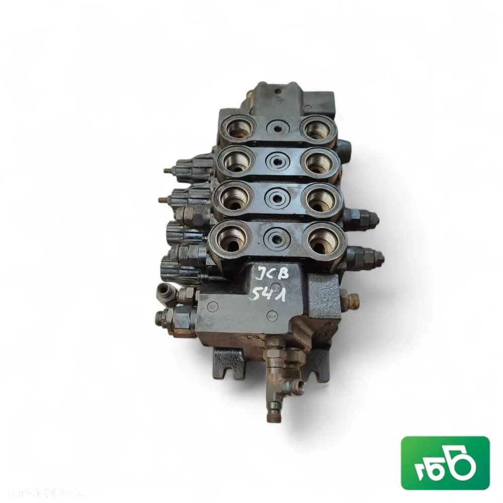 Rozdzielacz hydrauliczny 08101197 Rexroth JCB 541 - 70 - 9