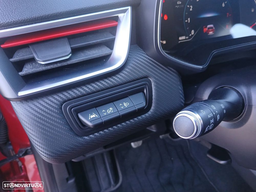 Renault Clio 1.0 TCe RS Line - 34