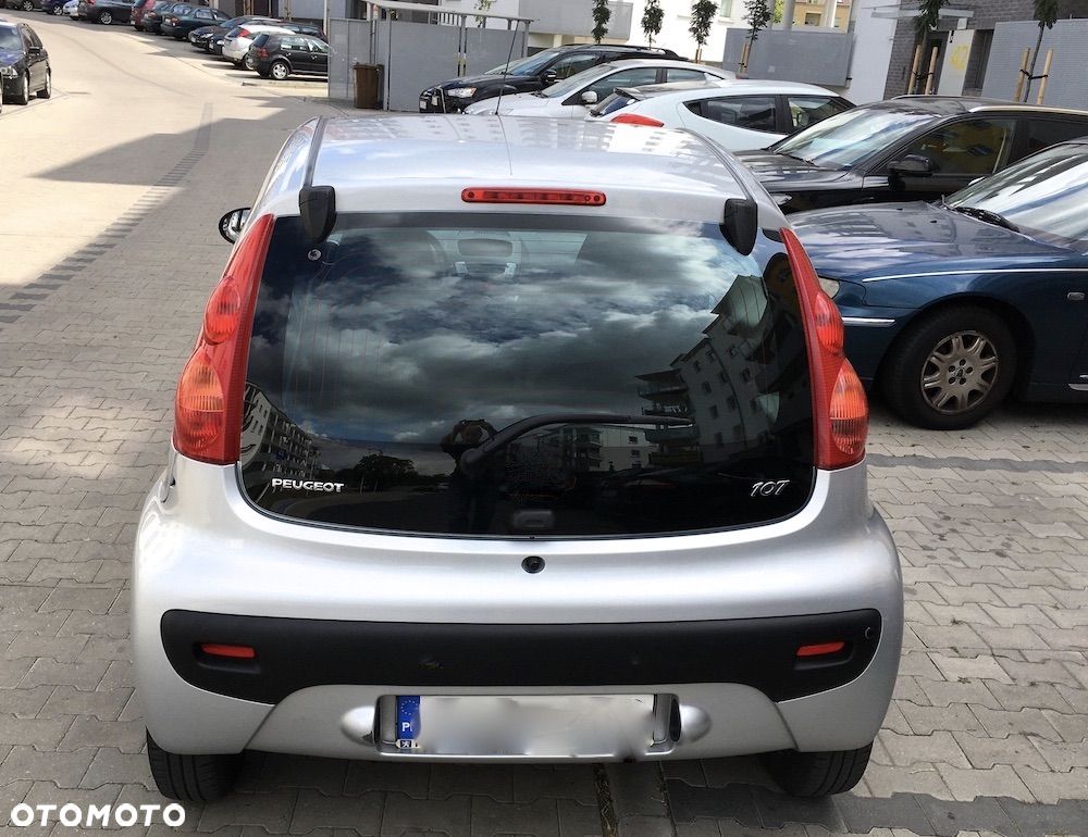 Peugeot 107 1.0 Trendy - 9