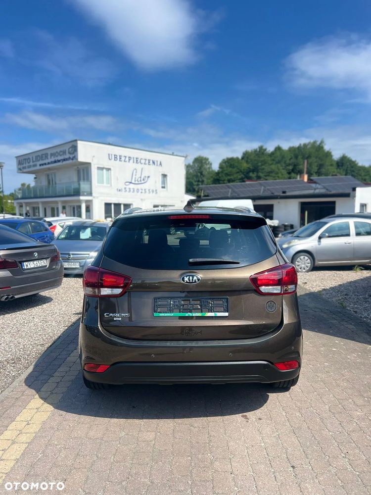 Kia Carens 1.6 GDI M - 7