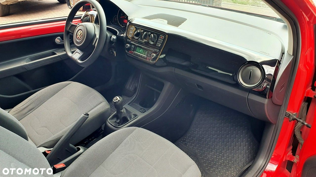 Volkswagen up! - 15