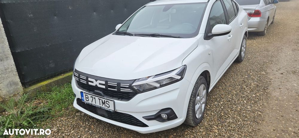 Dacia Logan TCe 90 MT5 Expression - 1