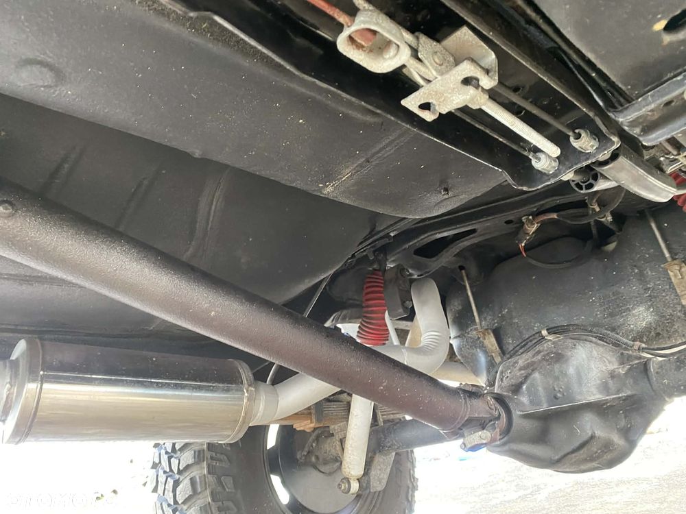 Jeep Cherokee 4.0 Limited - 10