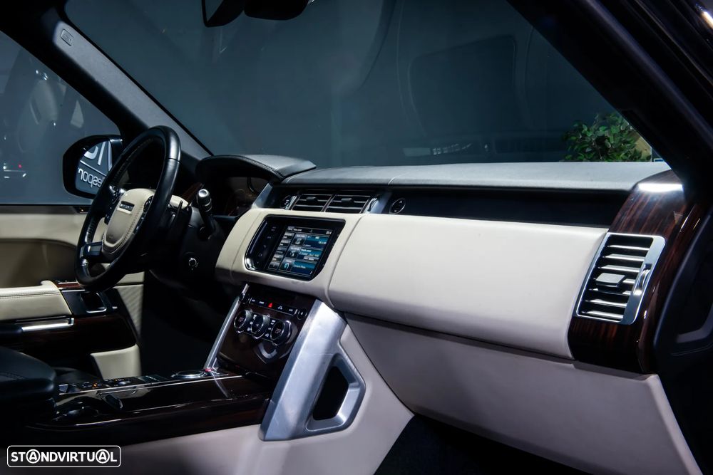 Land Rover Range Rover 4.4 SDV8 Vogue - 35