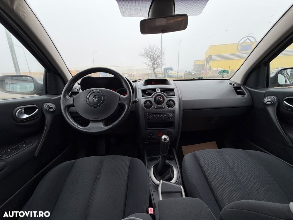 Renault Megane 1.4 Confort Authentique - 6