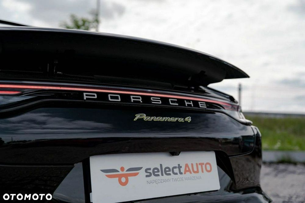Porsche Panamera 4 E-Hybrid Platinum Edition - 18