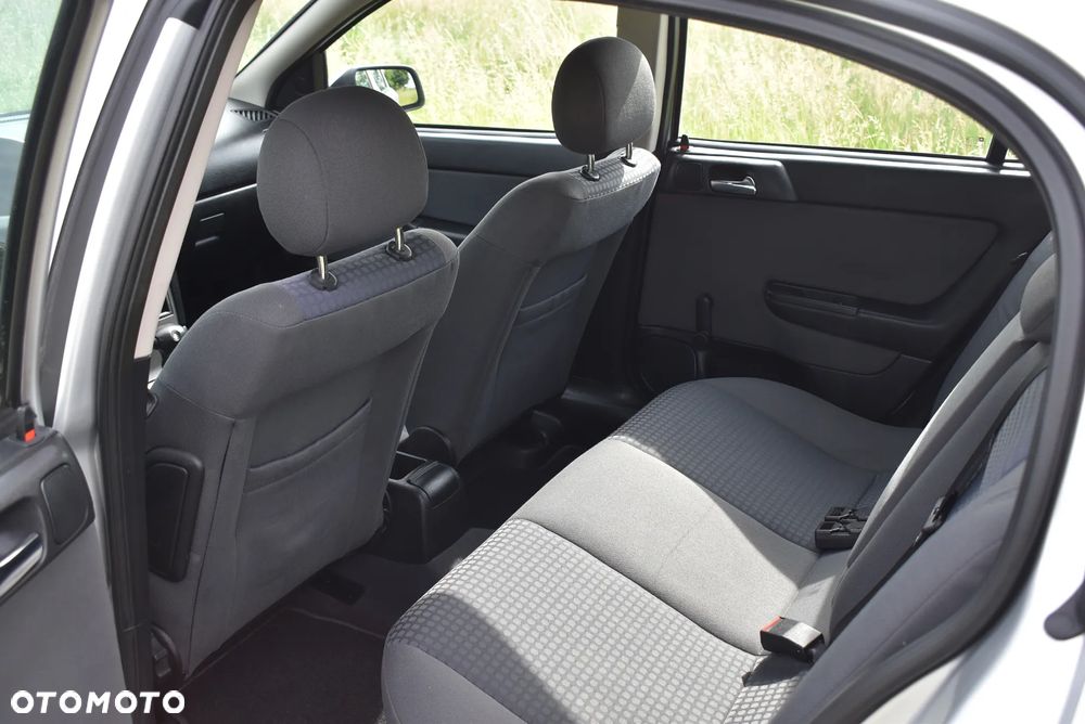 Opel Astra 1.6 Elegance - 15