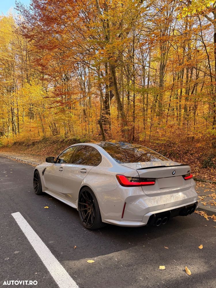 BMW M3 2022 — imagine 11