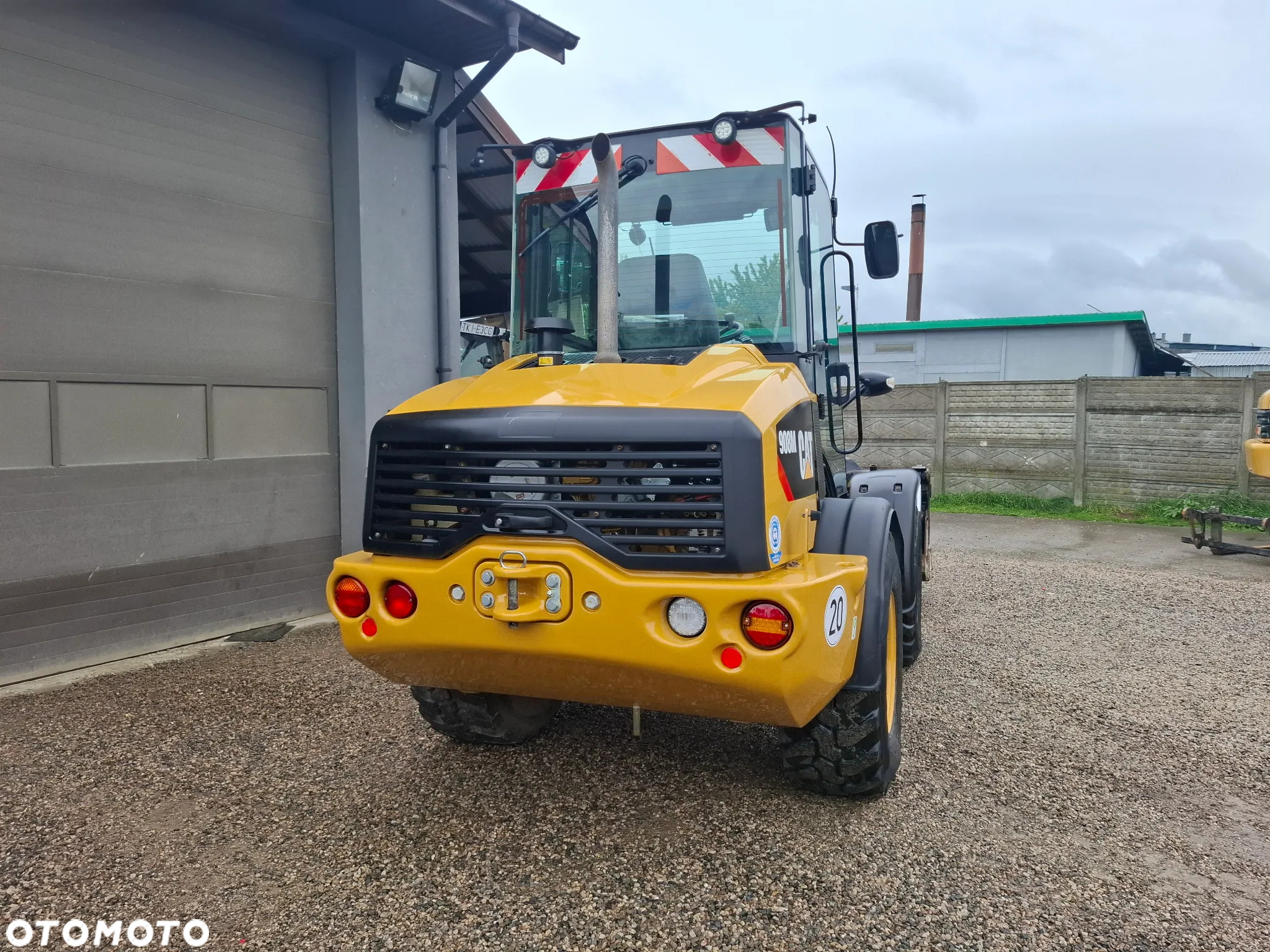 Caterpillar CAT 908 M - 6