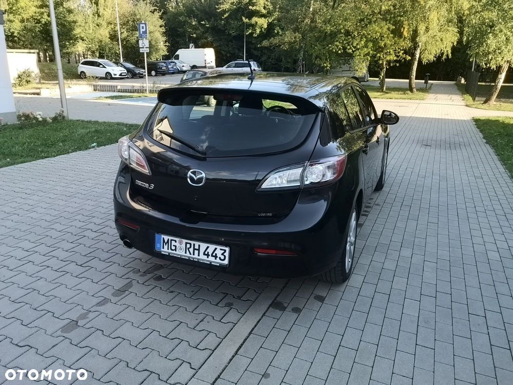 Mazda 3 1.6 Exclusive + - 11