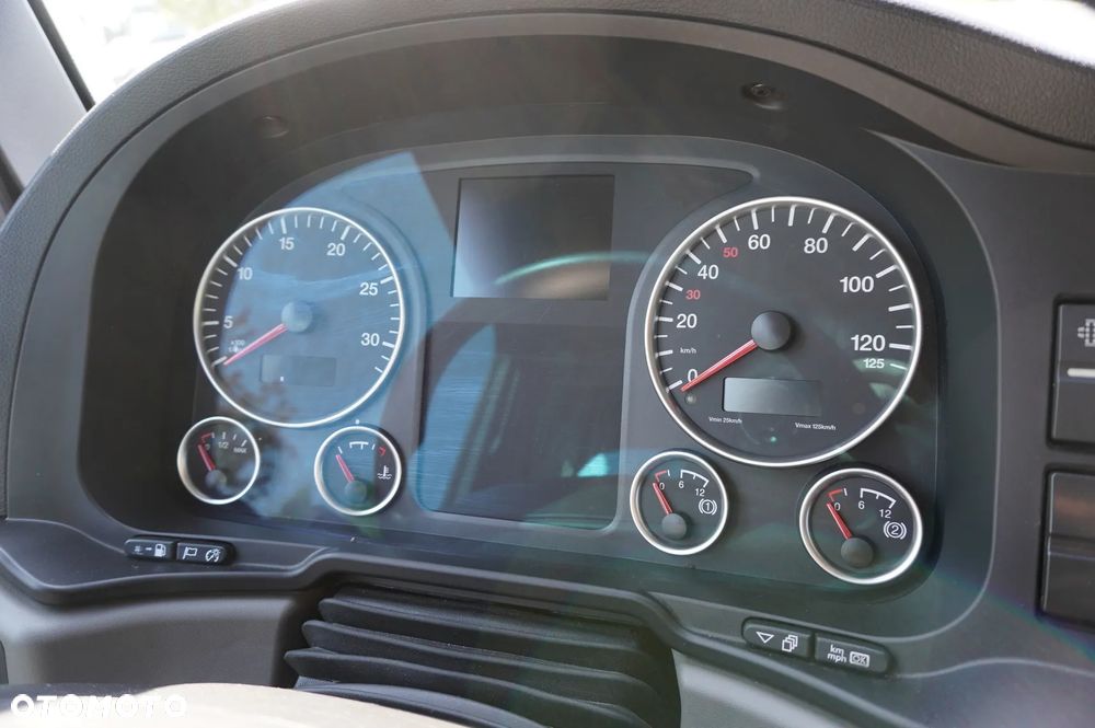 MAN TGL 12.190 / Firanka 19 EPAL / kab. sypialna - 23