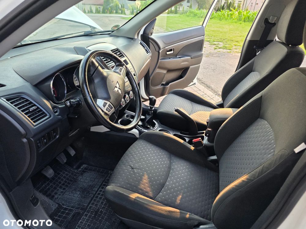 Mitsubishi ASX 1.8 DID Inform - 25