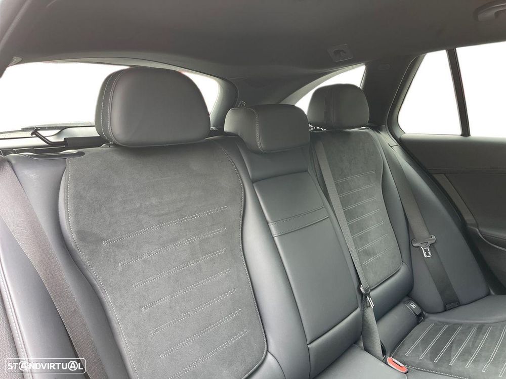 Mercedes-Benz C 300 d AMG Line - 16