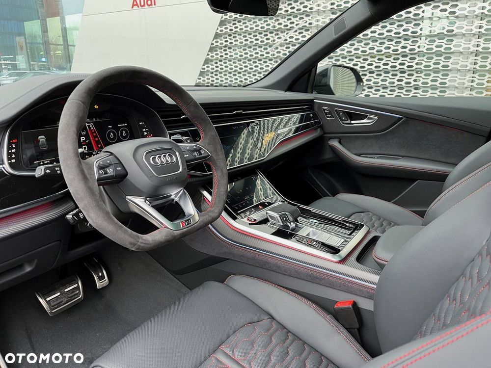 Audi RS Q8 - 21