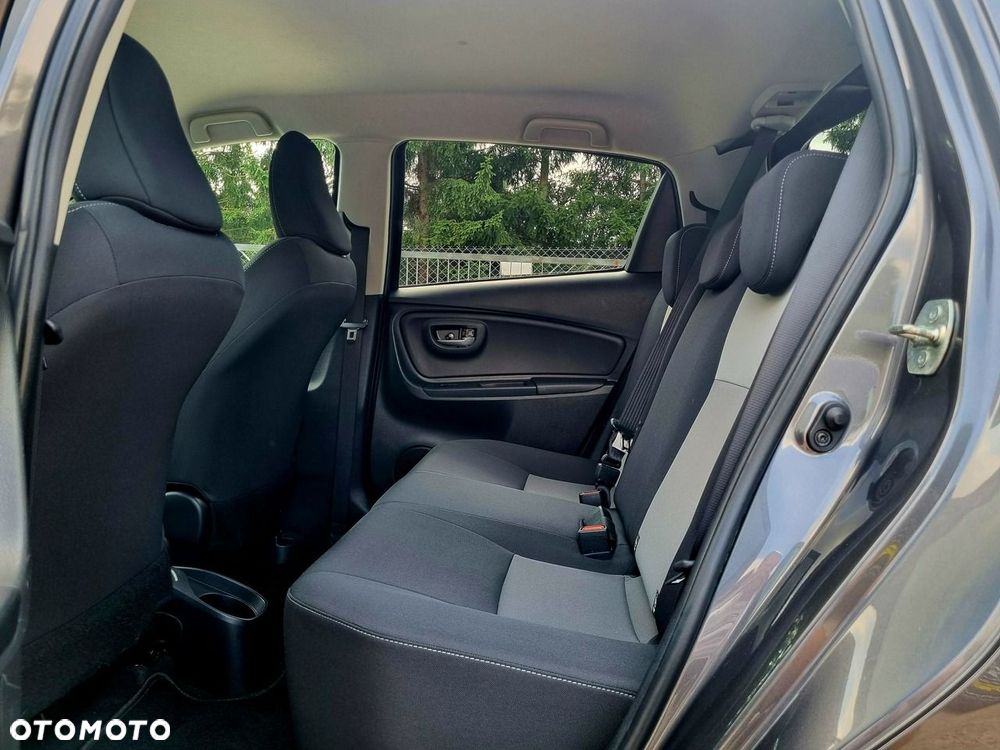 Toyota Yaris 1.5 Active - 10