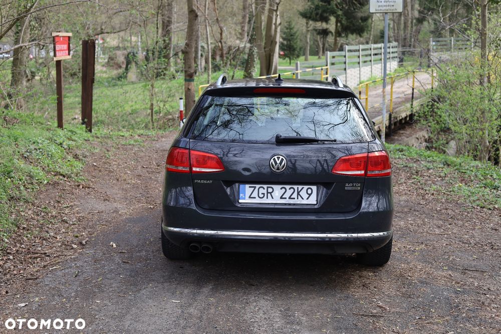 Volkswagen Passat 2.0 Blue TDI SCR Highline - 6