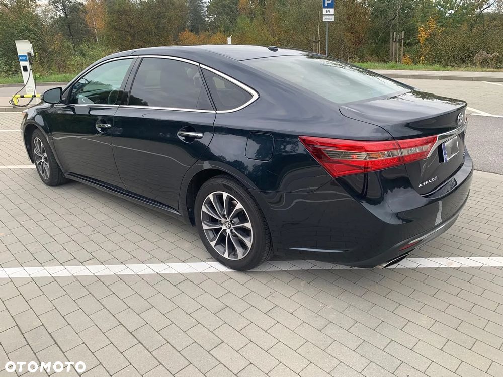 Toyota Avalon - 8