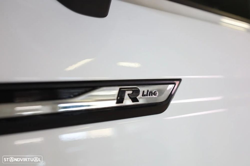 VW Touran 1.6 TDI R-Line DSG - 18