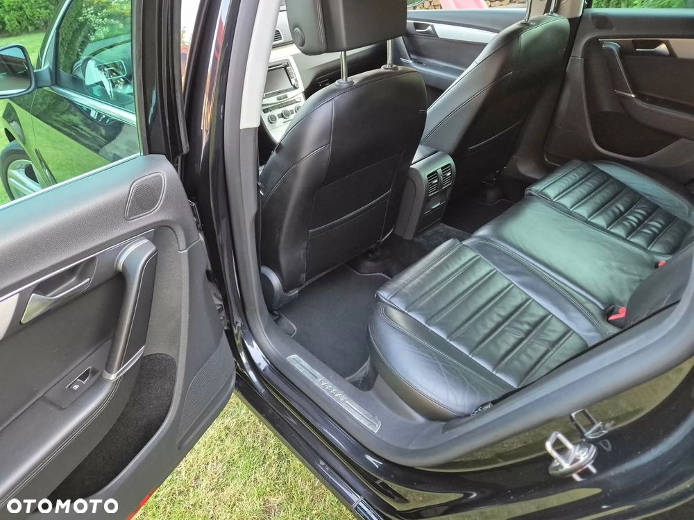 Volkswagen Passat 1.8 TSI Highline - 8