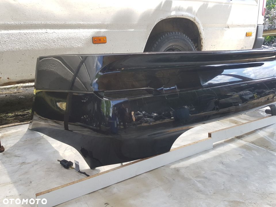 zderzak tył BMW E60 PDC schwarz II - 2