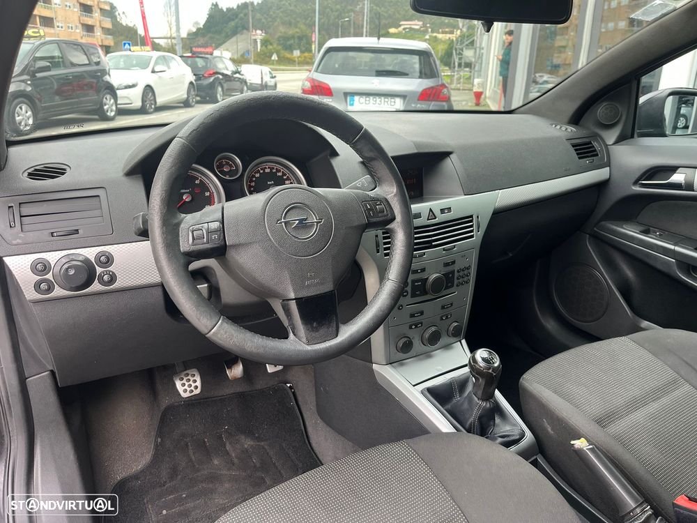 Opel Astra GTC 1.3 CDTI - 14