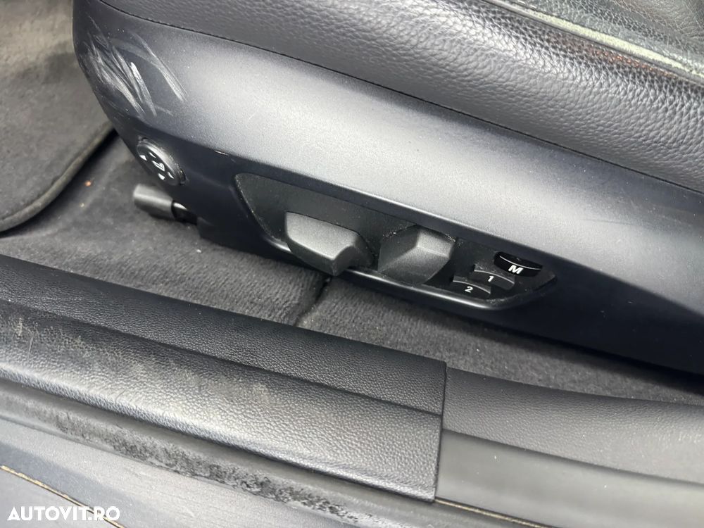 BMW Seria 3 320d DPF Blue Performance Edition Exclusive - 22