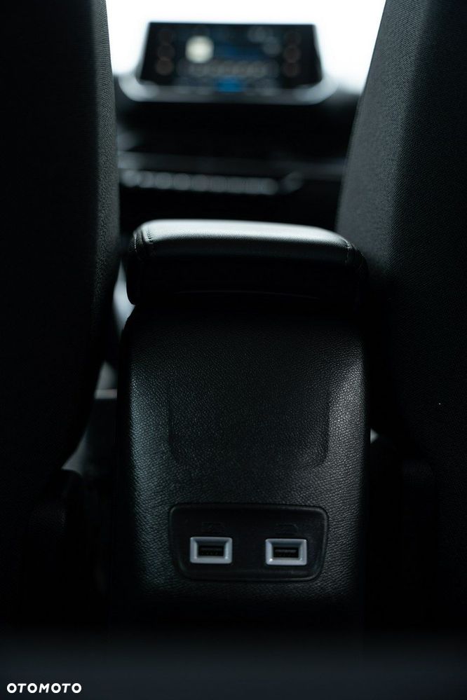 Peugeot 2008 - 30